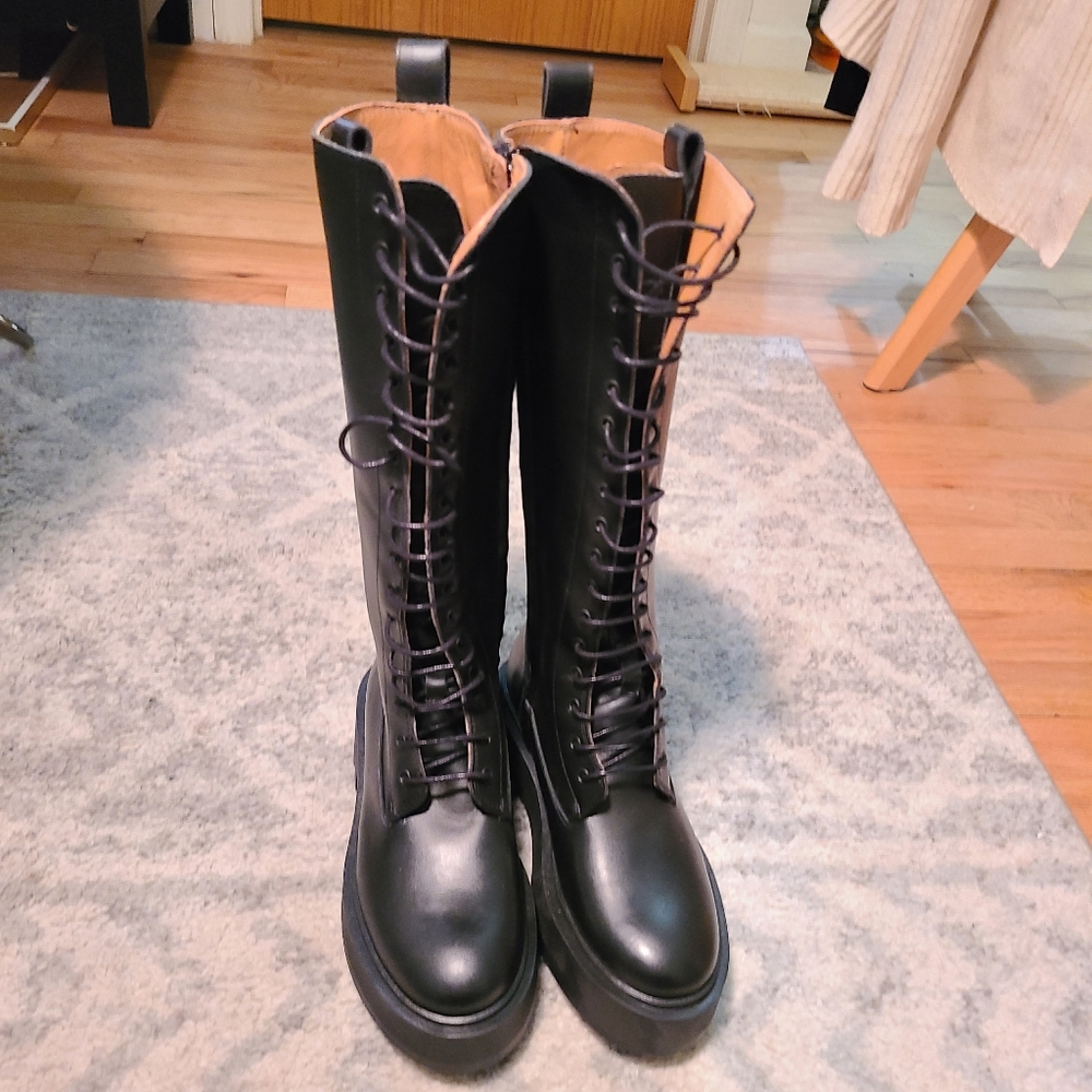 & Other Stories Lace up Knee high boots size 36 NWT
